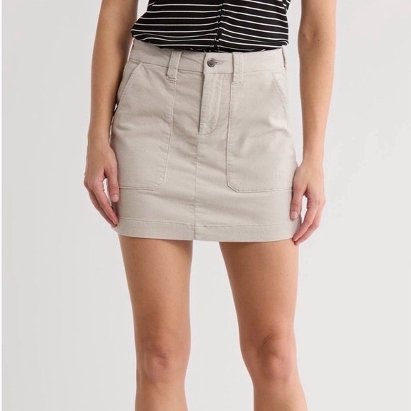Sanctuary Dresses & Skirts - Sanctuary Gold Coast Women's Mini Skirt in Light Tan